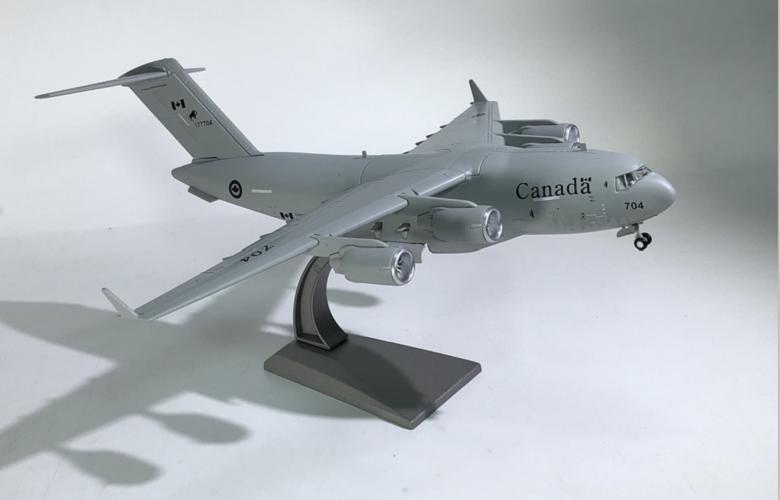 Mô hình máy bay C-17 Globemaster III Canada tỉ lệ 1:200