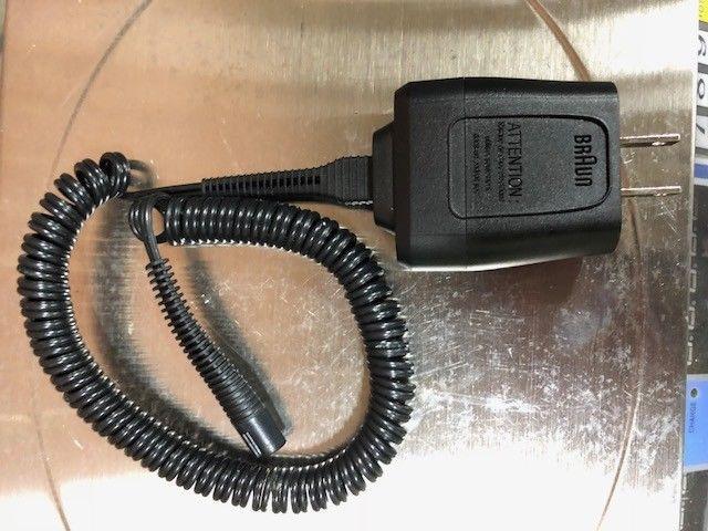 SẠC PIN MÁY CẠO RÂU BRAUN TYPE 5497 12V