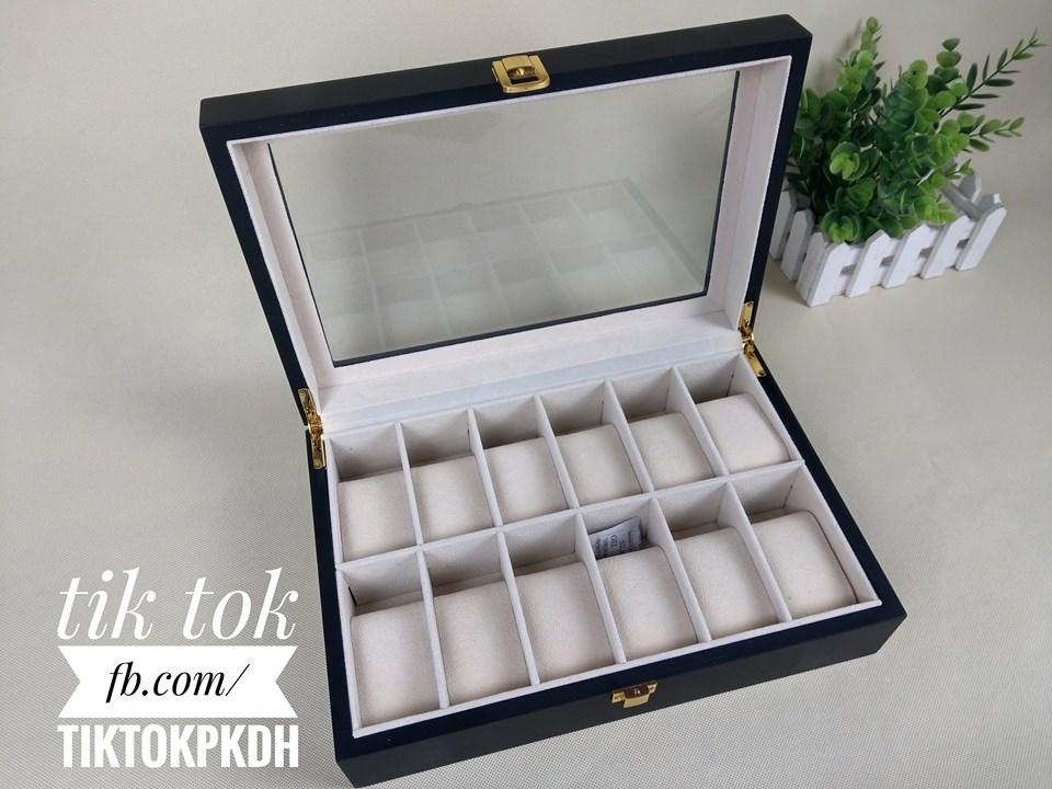 Hộp Đựng Đồng Hồ 12 Ngăn Bằng Gỗ