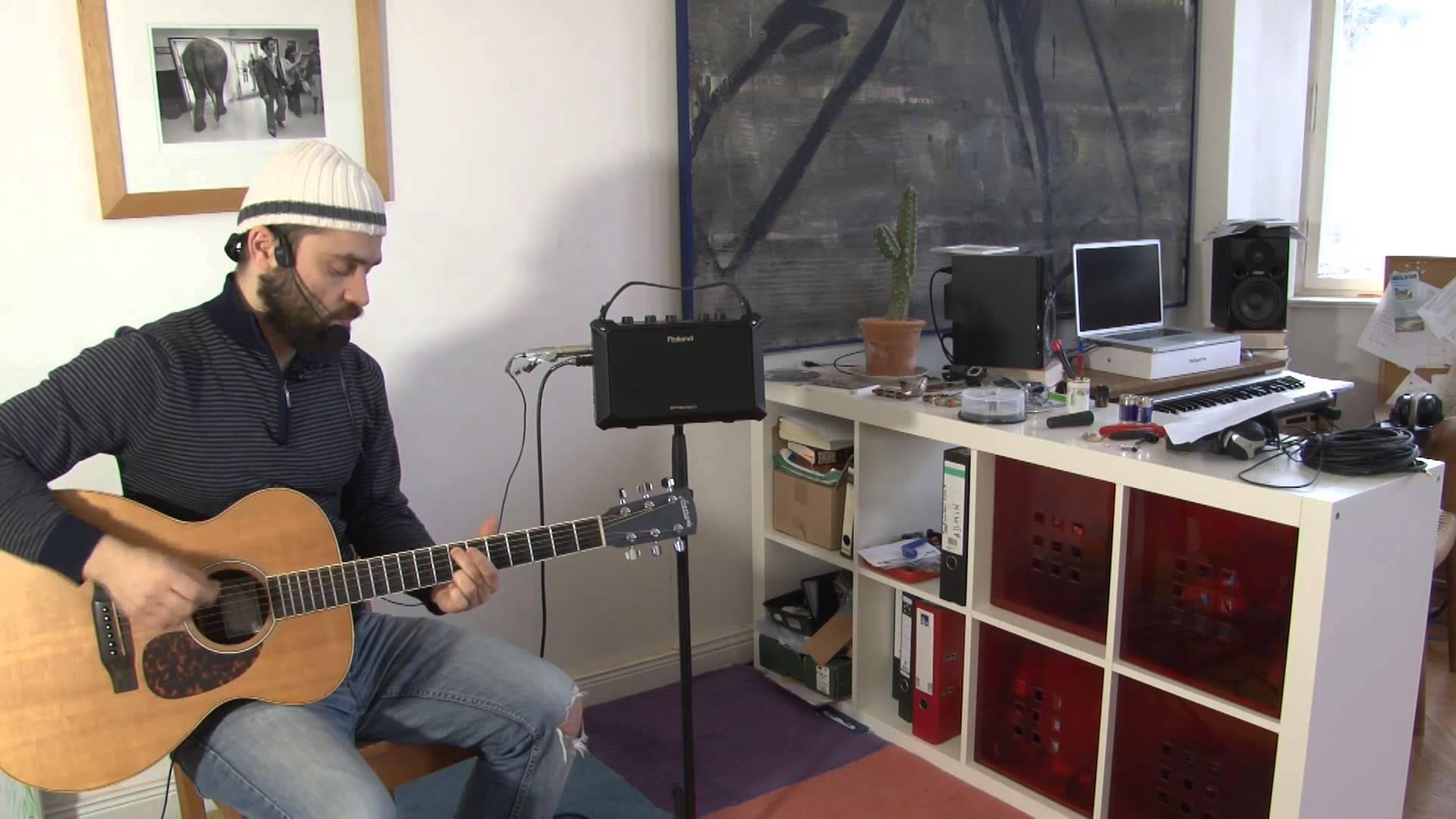 AMPLY ROLAND MOBILE-AC DÀNH CHO GUITAR