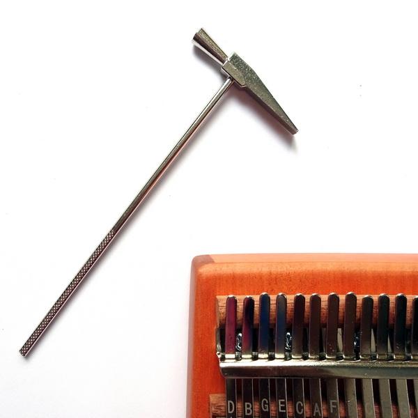 Búa chỉnh âm cho đàn Kalimba