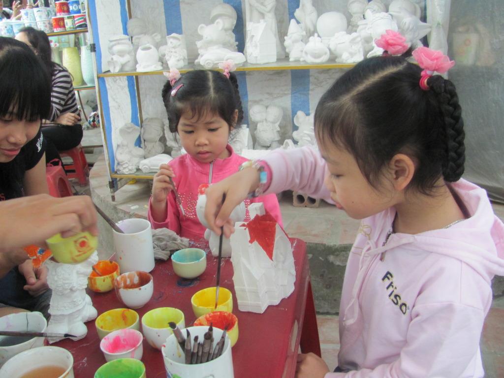 Bộ Tô Tượng Cho Bé Yêu (10 tượng +bút vẽ+hộp màu)