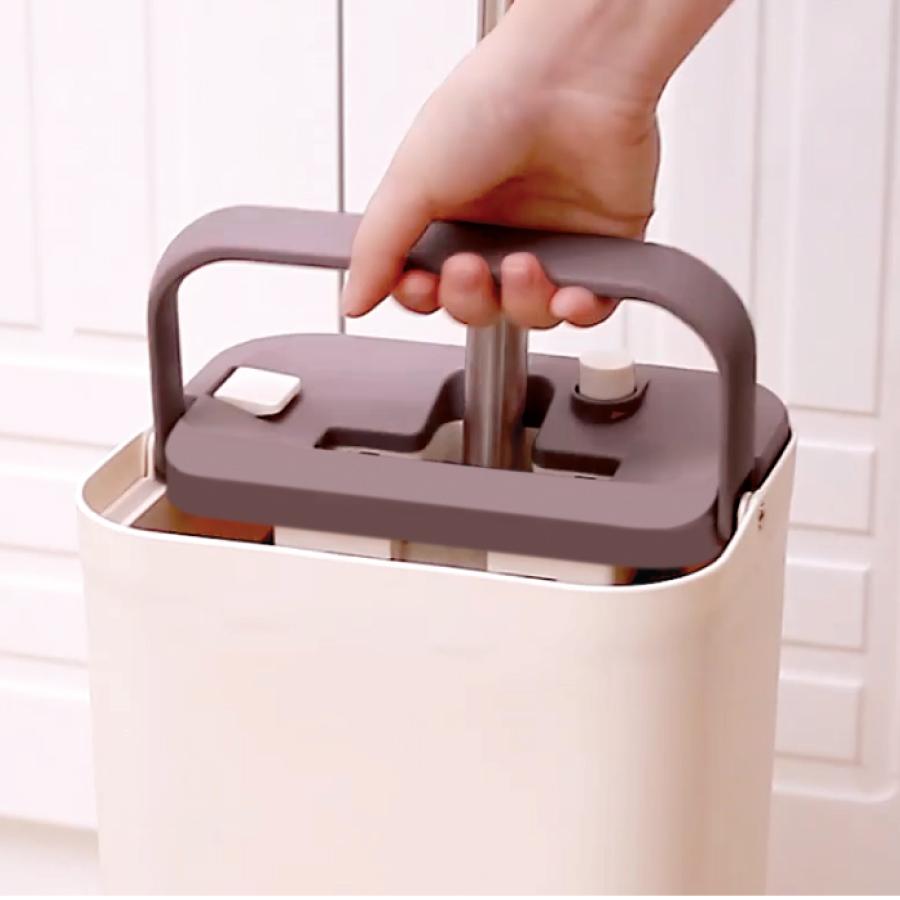 Etm471 - Squeeze Flat Mop Lock&Lock Mop Set - High Quality Material, Light Weight, Cleans and Dries Quickly - Genuine Product