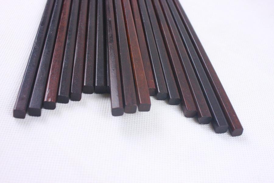 Bộ 10 đôi đũa gỗ cao cấp Lâm Nguyên D001