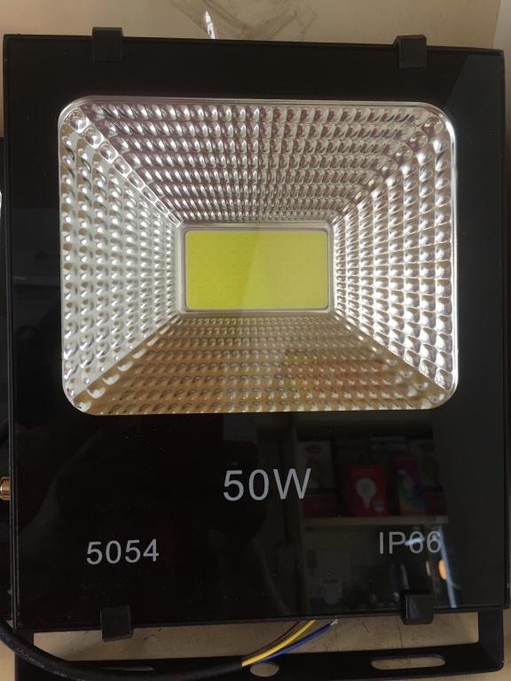 Đèn pha led 50w