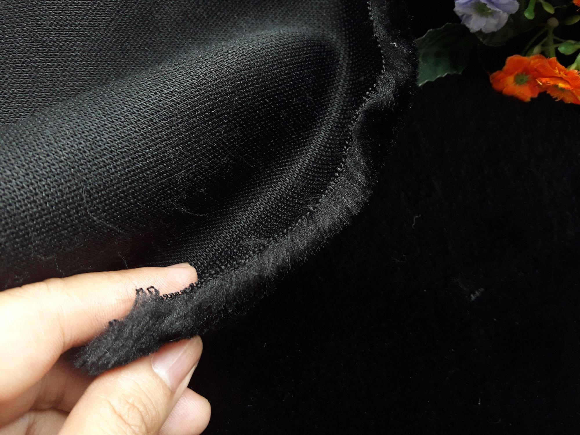 Thảm lông chụp hình màu đen lông ngắn size 1mx1m6