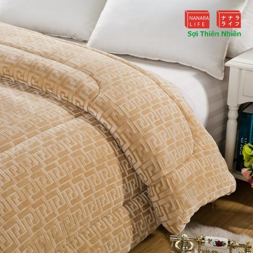 Chăn Lông Cừu Chữ Vạn Nanara Life - Nhật Bản 200x230cm (Vàng nhạt)