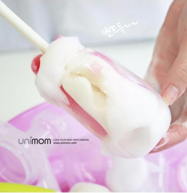 [HCM]Nước Rửa Bình Sữa Núm Ty Tạo Bọt Unimom 500Ml