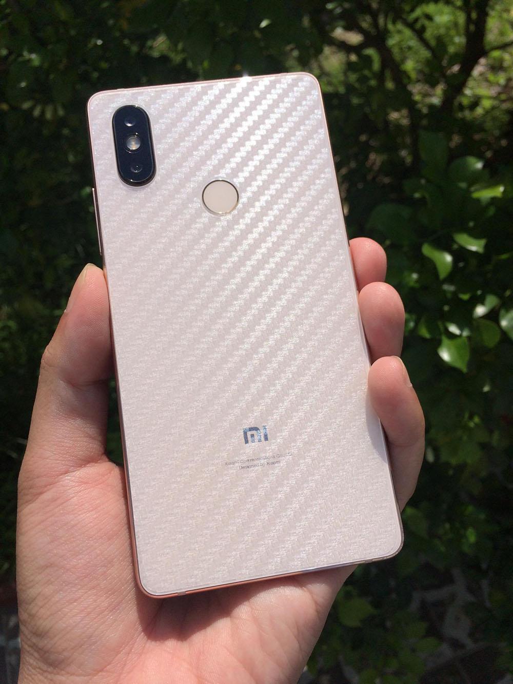 Dán Cacbon Xiaomi mi 8 / xiaomi mi8 ( Tặng giấy lau 1/2 )