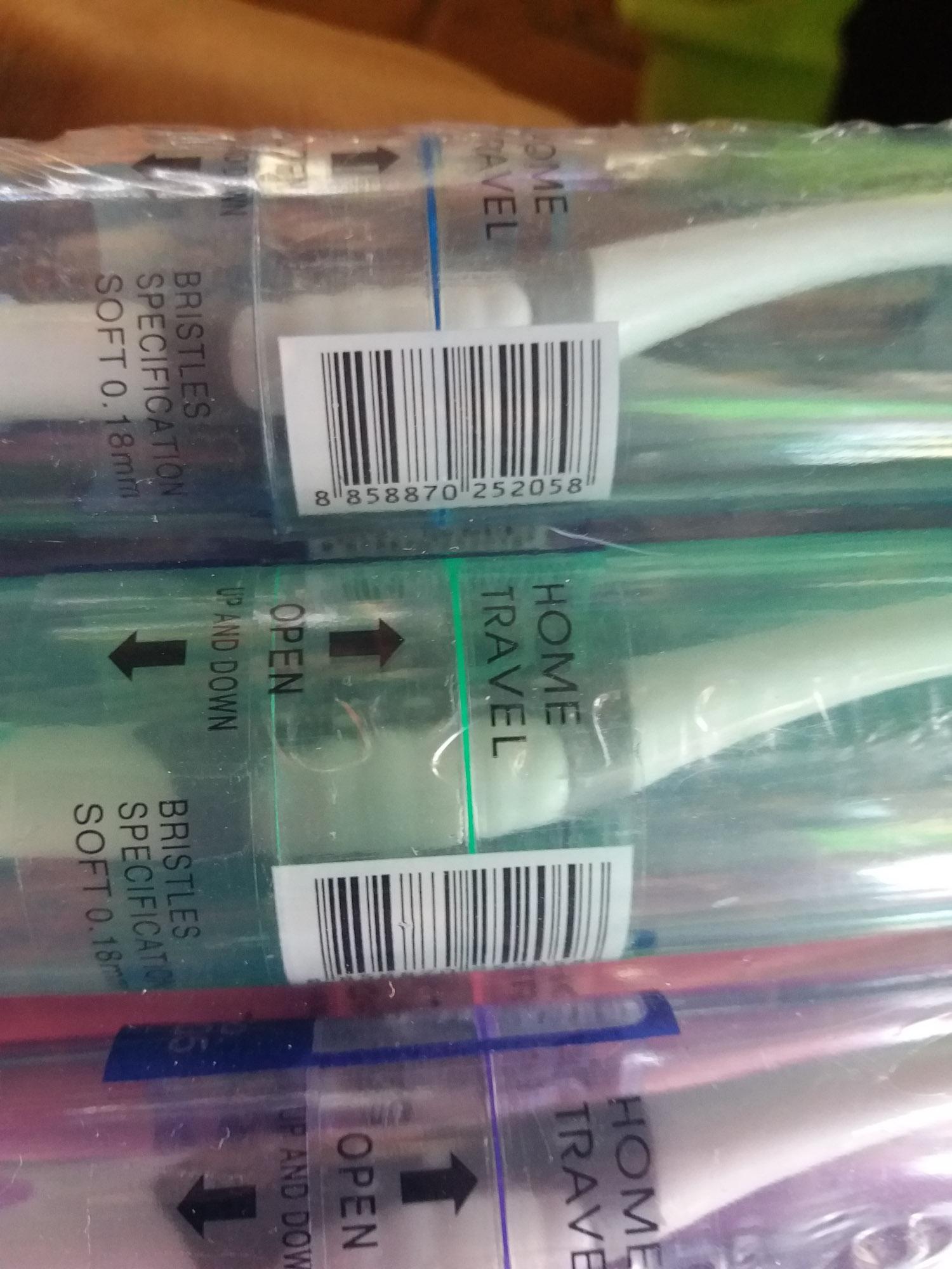 Lốc 12 bàn chải răng Thái Lan Suree