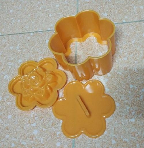 COMBO 4 KHUÔN XÔI BÔNG MAI 12 CM