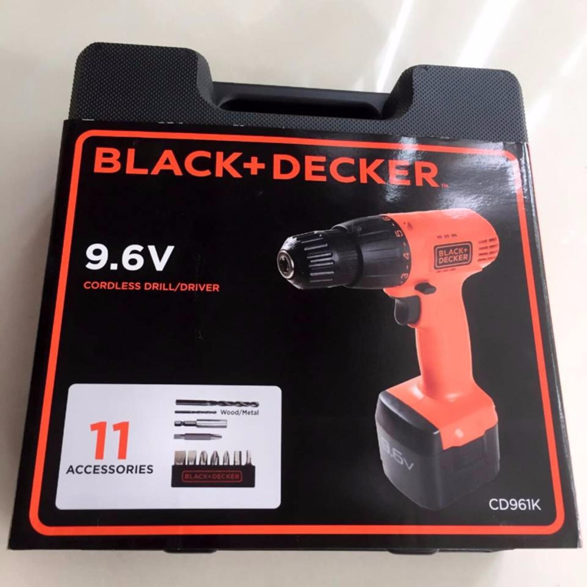 [HCM]Máy khoan dùng pin Black&Decker CD961K 9.6V
