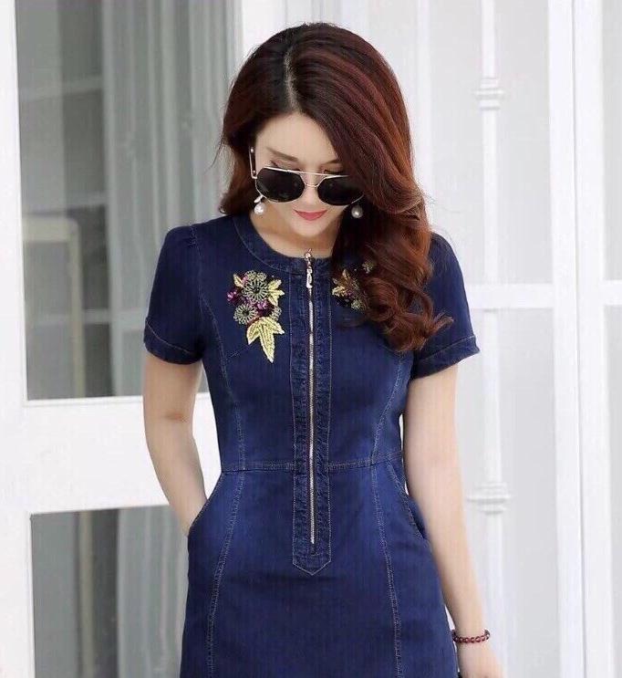 Đầm jean thêu hoa cao cấp phối dây kéo