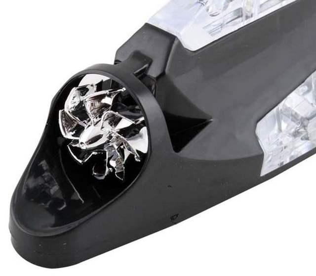 Vây cá mập trang trí nóc xe hơi giả ăng-ten (Đèn LED chạy bằng năng lượng gió) (Màu Đen)