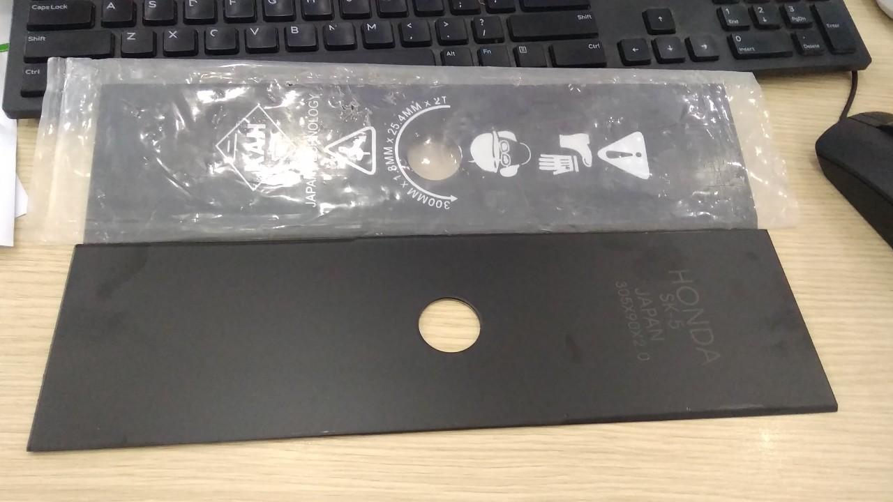 Lưỡi cắt cỏ hình chữ nhật made in Japan