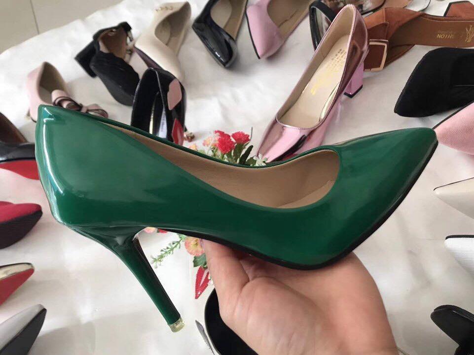 Giày cao gót màu xanh bóng ( 7p)