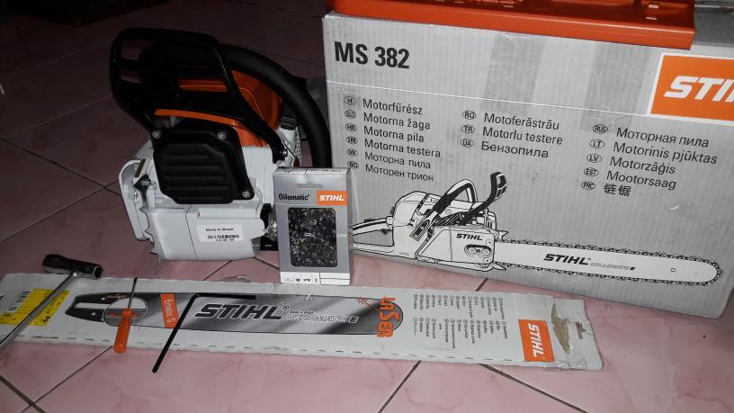 MÁY CƯA XÍCH CHẠY XĂNG STIHL - 382