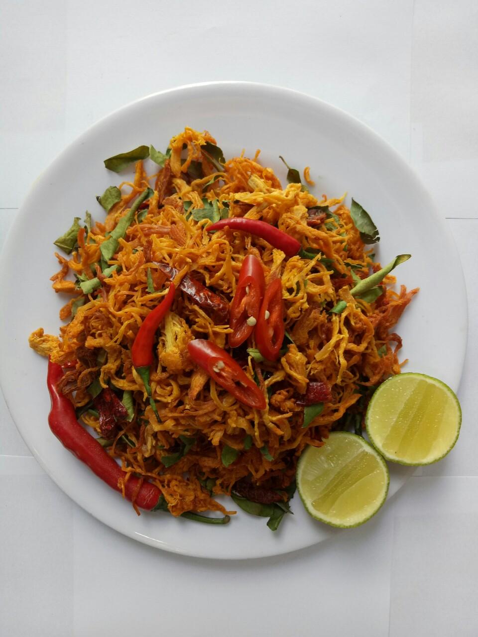 1KG KHÔ GÀ LÁ CHANH