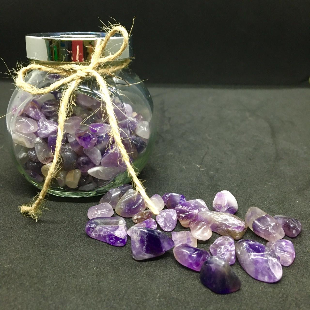 Thạch anh tím vụn tự nhiên (tặng kèm lọ thủy tinh)