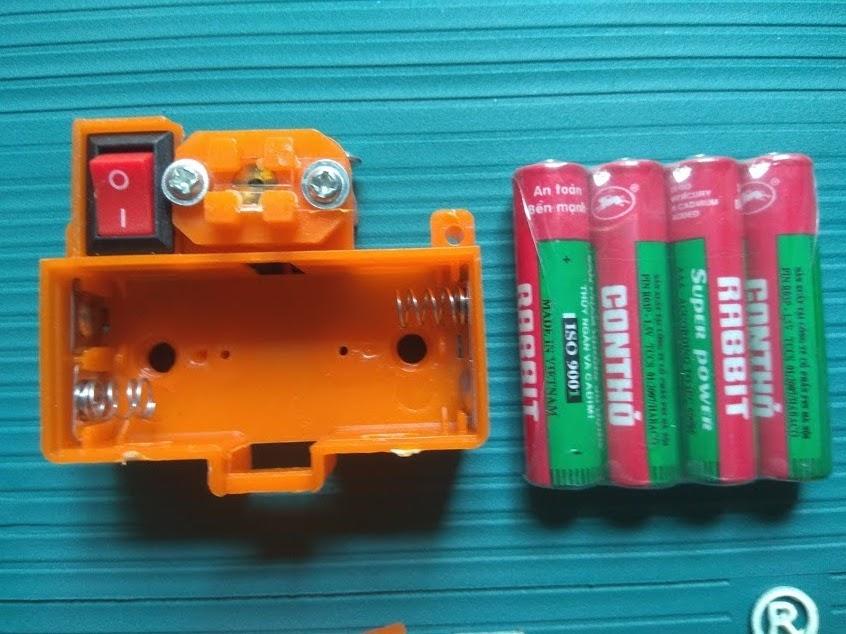 Đèn laze cho máy  cắt gạch bàn đẩy, tia laze đỏ,  lắp vừa các loại máy cắt