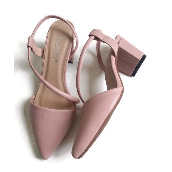 [SALE] Sandal Bít Mũi Nhọn Da Lì Quai Chéo Đế Vuông 5 Phân (Hồng Kem)