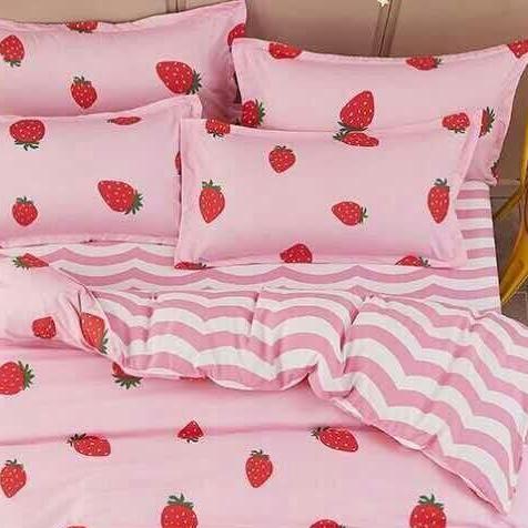 BỘ CHĂN GA GỐI TRÁI DÂU + RUỘT CHĂN MỎNG