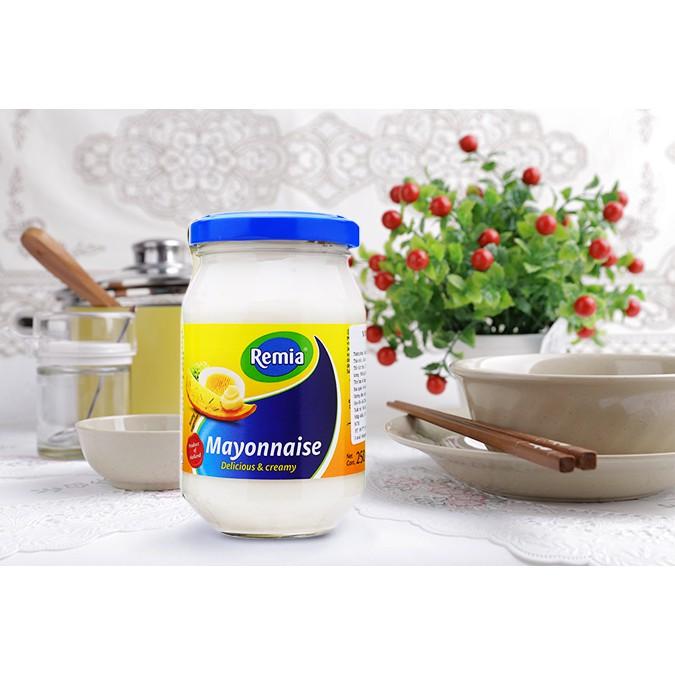 Sốt Mayonnaise Hiệu Remia 250ml (Product From Netherland)