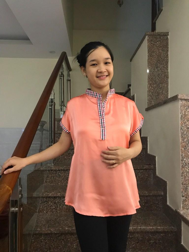 Áo bầu lụa cổ trụ (vàng)