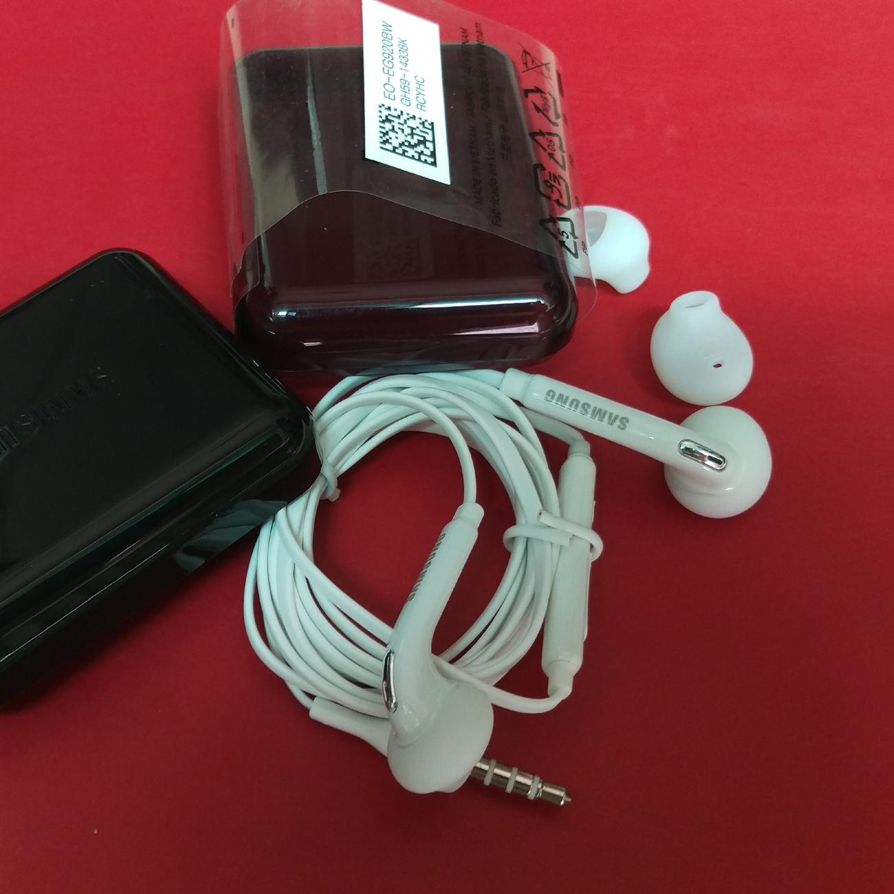 [HCM] Tai nghe nhét tai Samsung Galaxy S7 2017 (Trắng) - Hàng nhập khẩu New 100% FullBox