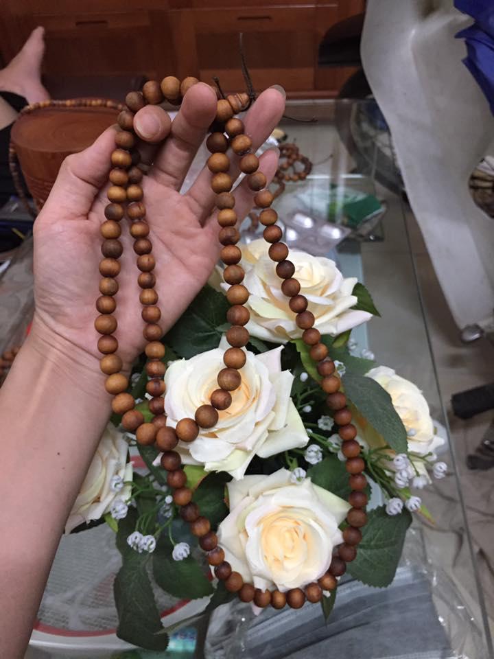 Tràng hạt 108 gỗ Hoàng Đàn