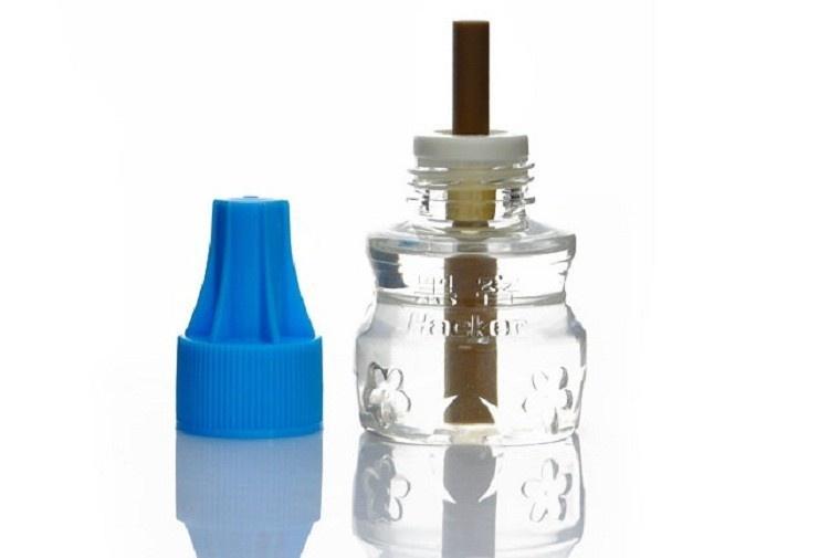 Đèn đuổi muỗi Xông tinh dầu Hacker + 1 lọ tinh dầu