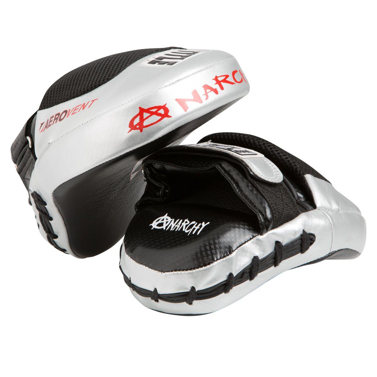 Đích Đấm Title Aerovent Anarchy Punch Mitts