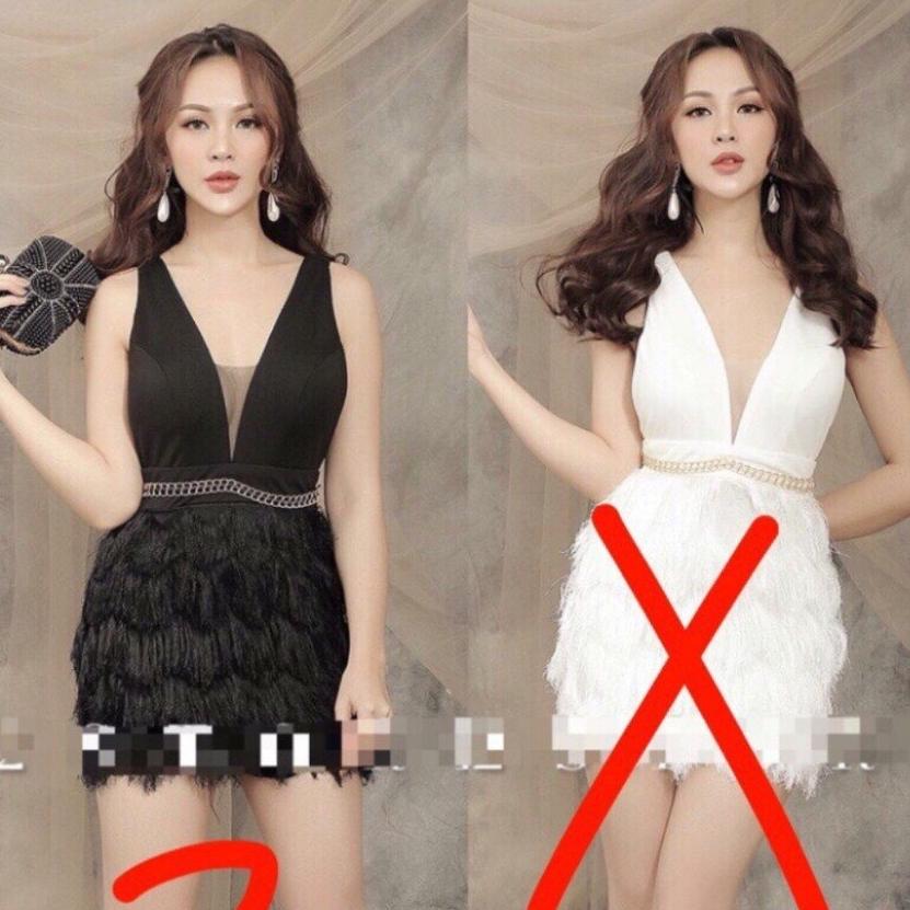 Đầm body xẻ ngực tua rua