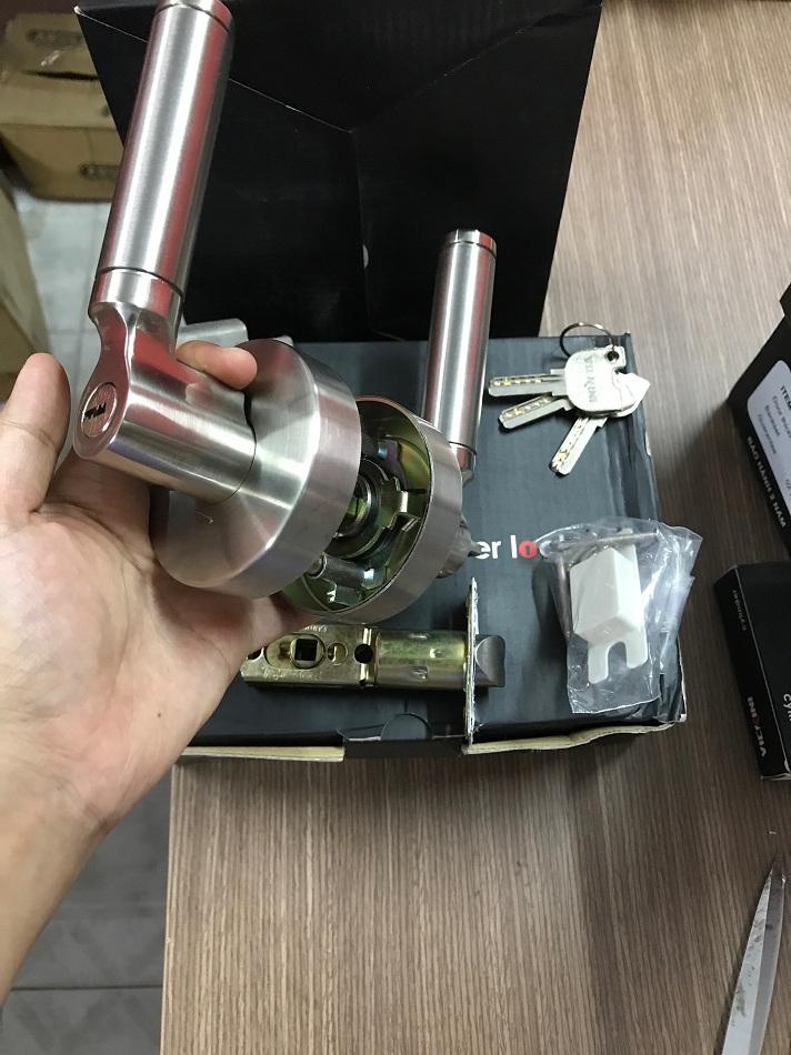 Khóa tròn gạt VICKINI 31690.001