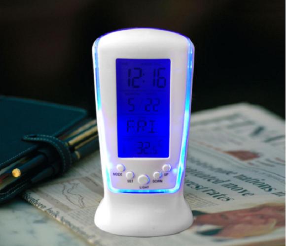 Đồng Hồ LED Để Bàn Square Clock DS-510