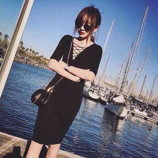 Đầm thun body cổ V đan lưới - ĐEN