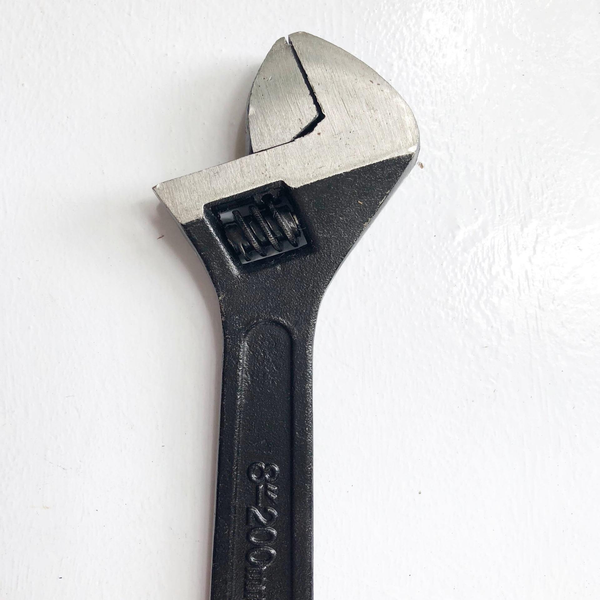 Mỏ lết đen/trắng 6 inch - 150mm