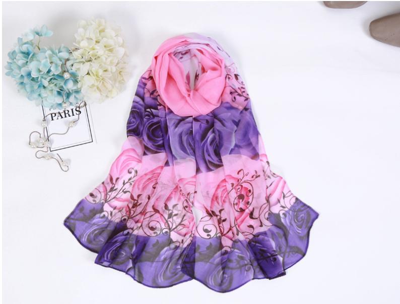 Khăn choàng cổ voan họa tiết hoa hồng (màu hồng tím)