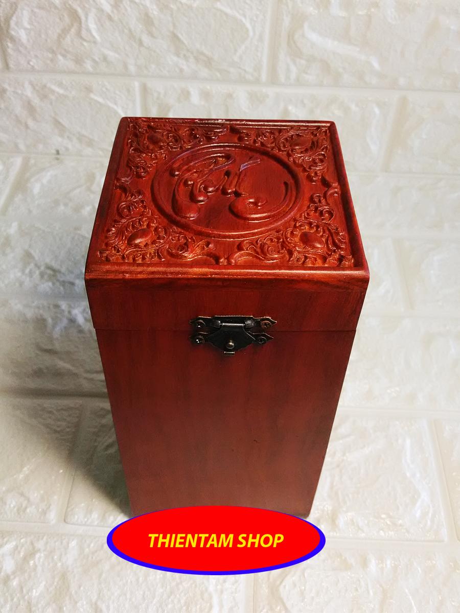 Hộp đựng gói trà gổ hương quý hiếm mặt trạm chữ phúc độc đáo