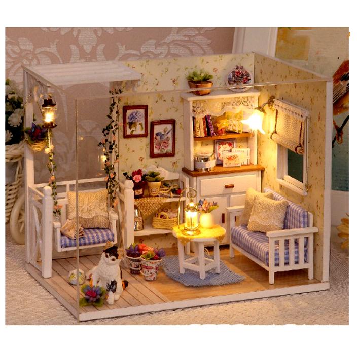 Đồ chơi mô hình nhà gỗ diy Cute Room H-013( Tặng Mica Che Bụi + Keo)