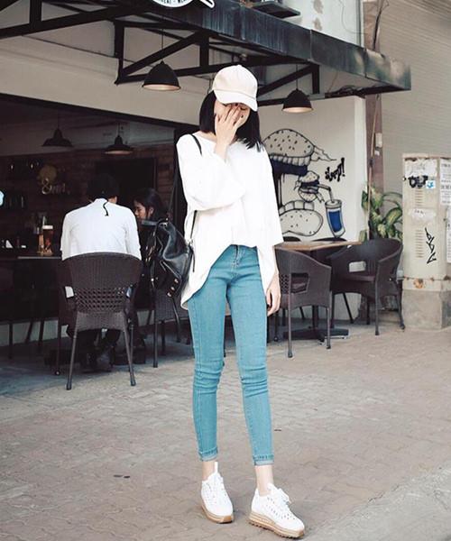 Combo 2 mũ lưỡi trai hàn quốc cá tính( đen - trắng )