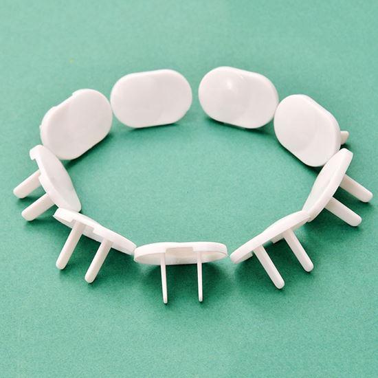Sỉ 50 nút bịt ổ điện loại 2 chấu