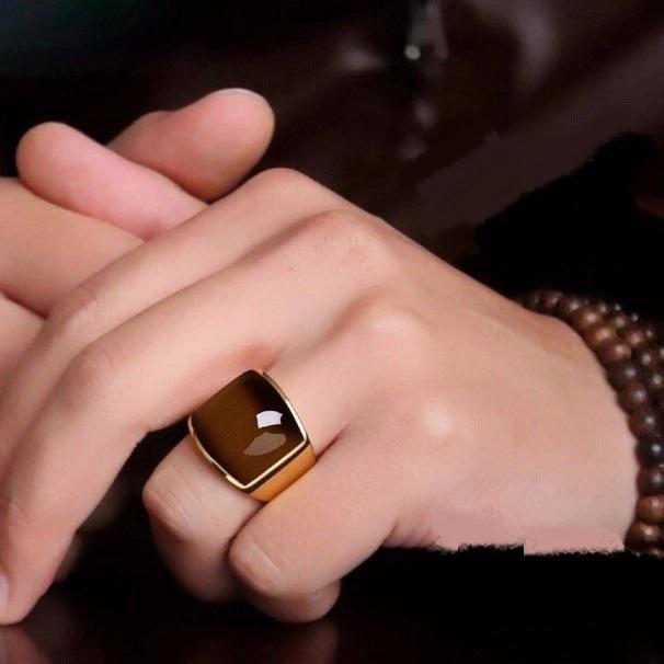 NHẪN ĐÁ MẮT MÈO NÂU BỌC VÀNG 24