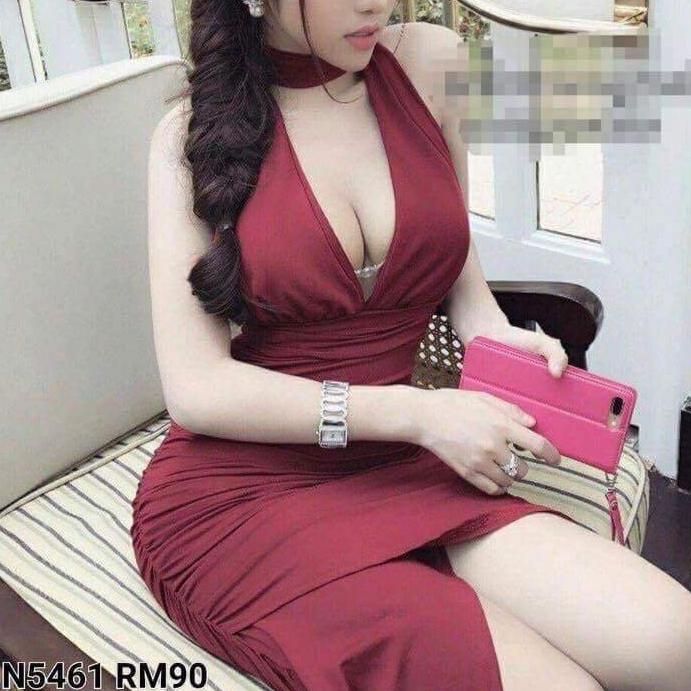 Đầm body sát nách xẻ tà sexy