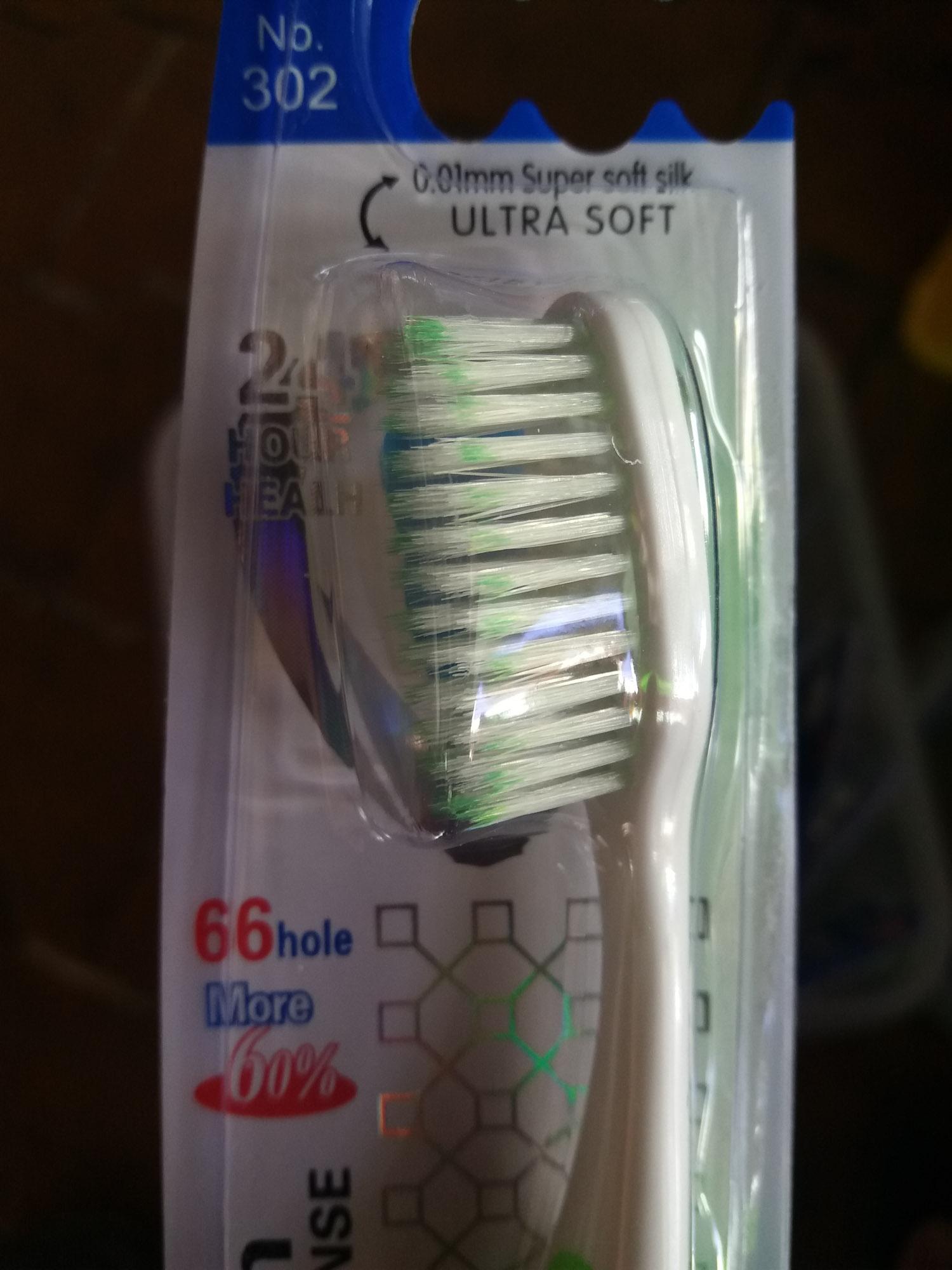 Bộ 50 bàn chải răng Thái Lan Freshly