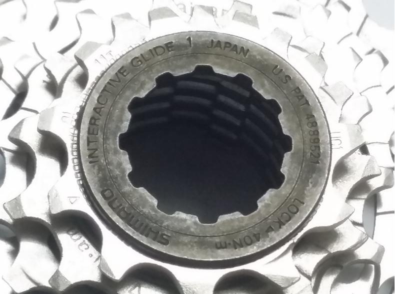 Líp thả 7 tầng Shimano IG50-7