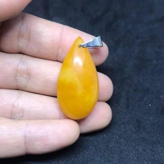 Mặt giọt nước cẩm thạch vàng- tặng kèm dây đeo