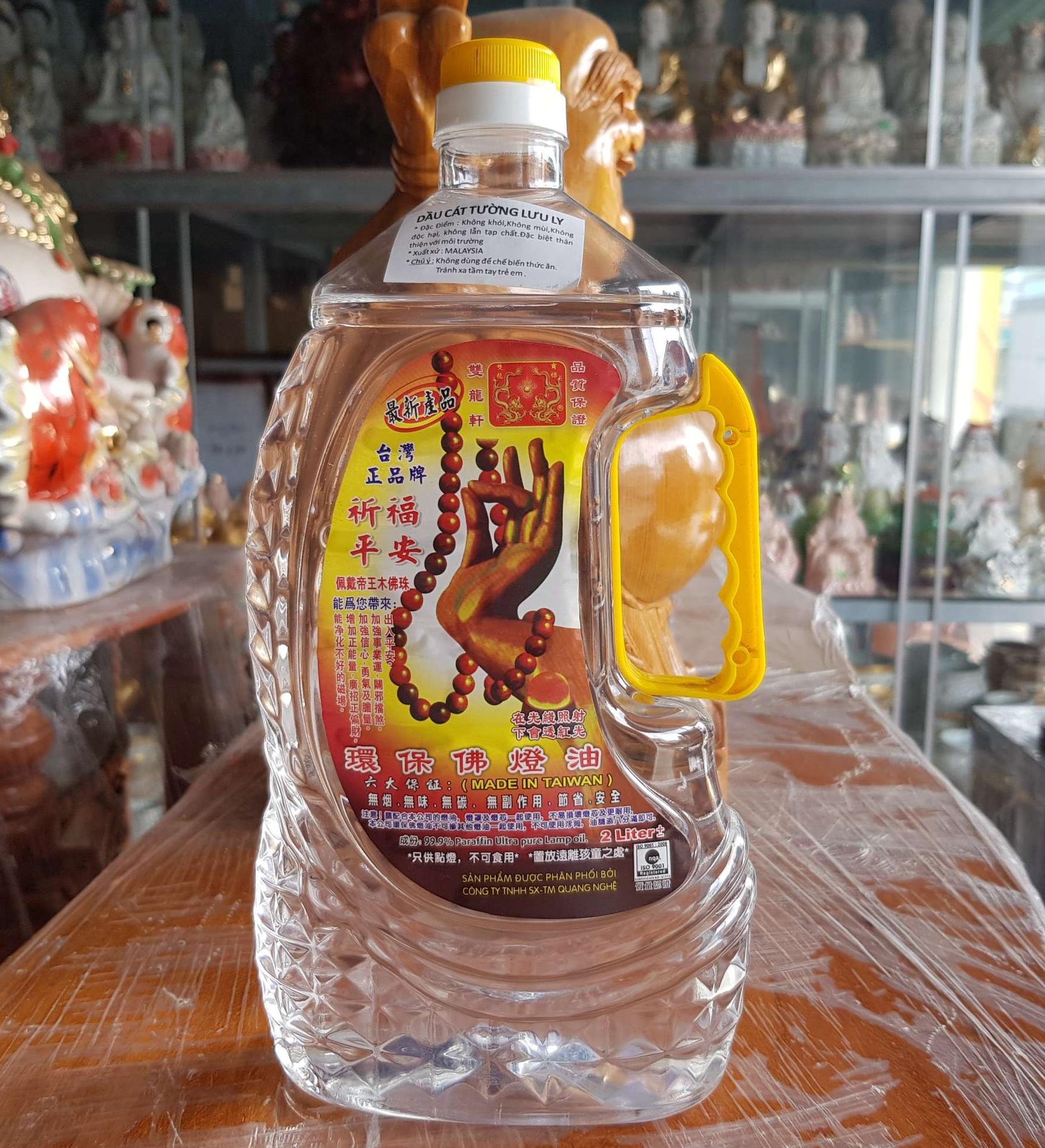 Chai dầu lưu ly cát tường 2lit màu