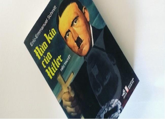 NỬA KIA CỦA HITLER