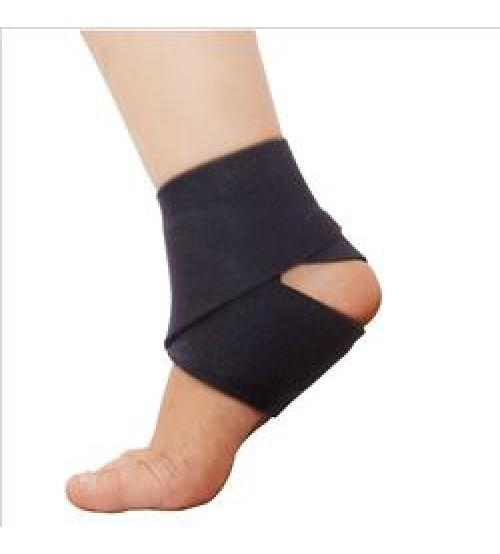 Băng thun ổn định cổ chân dán (Việt Nam)
